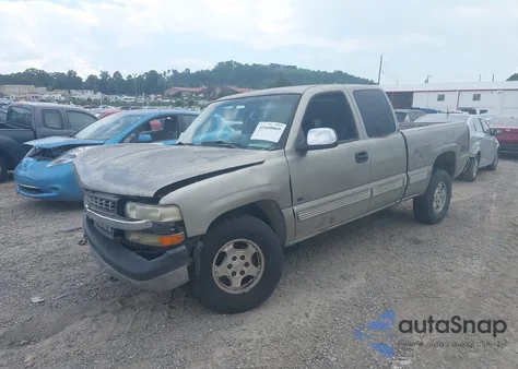 2002 Chevrolet Silverado K1500 z USA, uszkodzony, nr VIN 2GCEK19T521231034